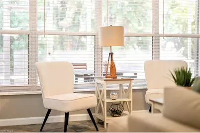 5736 Riverside Dr, Cape Coral, FL 33904 - Photo 9