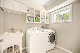 5736 Riverside Dr, Cape Coral, FL 33904 - Photo 23