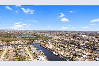 2804 SW 29th Pl, Cape Coral, FL 33914 - Photo 31