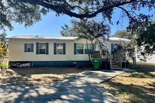 4096 Blue Cypress Ct, Labelle, FL 33935 - Photo 1