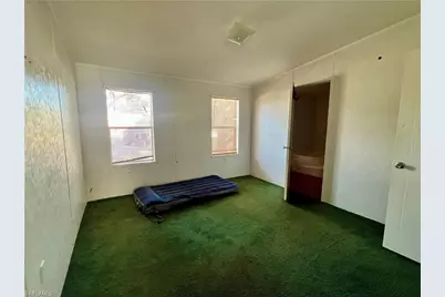 4096 Blue Cypress Ct, Labelle, FL 33935 - Photo 5