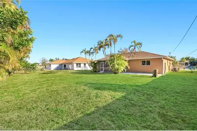 167 SE 21st Ter, Cape Coral, FL 33990 - Photo 25