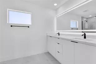 102 NW 20th St, Cape Coral, FL 33993 - Photo 9