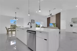 102 NW 20th St, Cape Coral, FL 33993 - Photo 5