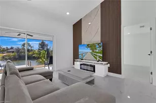 102 NW 20th St, Cape Coral, FL 33993 - Photo 3