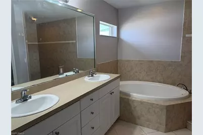 3540 NE 20th Pl, Cape Coral, FL 33909 - Photo 11