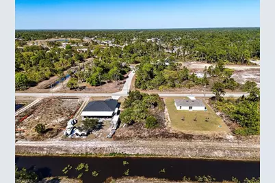 954 Lakeside Dr, Lehigh Acres, FL 33974 - Photo 17