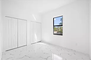 747 Anaconda Ave S, Lehigh Acres, FL 33974 - Photo 9