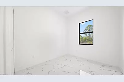 747 Anaconda Ave S, Lehigh Acres, FL 33974 - Photo 13