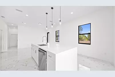 747 Anaconda Ave S, Lehigh Acres, FL 33974 - Photo 5