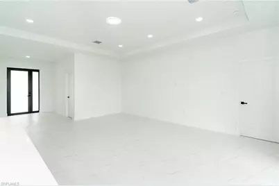 2809 18th St SW, Lehigh Acres, FL 33976 - Photo 15