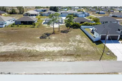 3230 NW 21st Ter, Cape Coral, FL 33993 - Photo 3