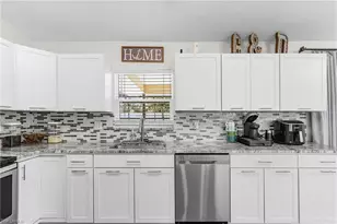 2114 Bolado Pkwy, Cape Coral, FL 33990 - Photo 15