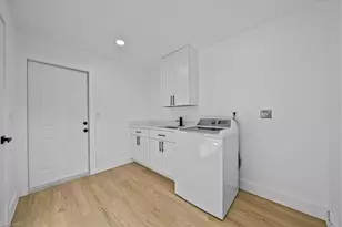 5671 Balkan Ct, Fort Myers, FL 33919 - Photo 25