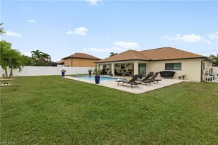 423 NW 7th Pl, Cape Coral, FL 33993 - Photo 41