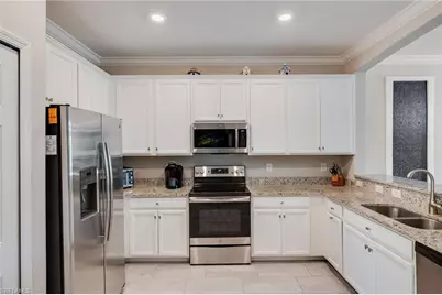 10360 Prato Dr, Fort Myers, FL 33913 - Photo 5