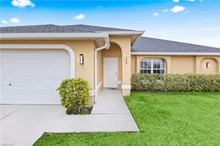 308 NE 19th Terrace, Cape Coral, FL 33909 - Photo 5