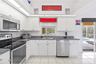 308 NE 19th Ter, Cape Coral, FL 33909 - Photo 15