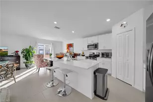 17567 Paradiso Wy, North Fort Myers, FL 33917 - Photo 13