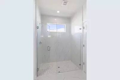 2610 20th St SW, Lehigh Acres, FL 33976 - Photo 23