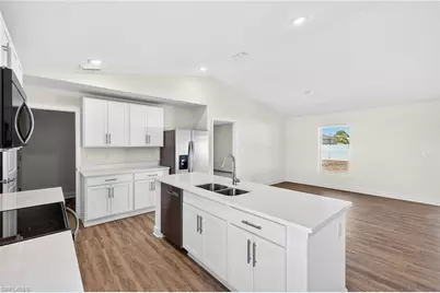 221 NW 15th St, Cape Coral, FL 33993 - Photo 13