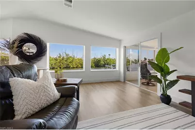 17731 Canal Cove Ct, Fort Myers Beach, FL 33931 - Photo 7