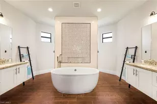 237 SW 21st St, Cape Coral, FL 33991 - Photo 29