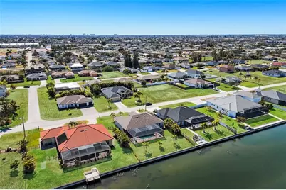 237 SW 21st St, Cape Coral, FL 33991 - Photo 45