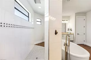 237 SW 21st St, Cape Coral, FL 33991 - Photo 31