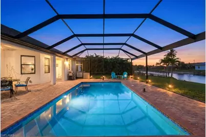 237 SW 21st St, Cape Coral, FL 33991 - Photo 5