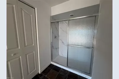 414 SE 7th St, Cape Coral, FL 33990 - Photo 23