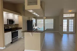 414 SE 7th St, Cape Coral, FL 33990 - Photo 13