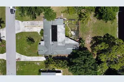 1845 Marina Cir, North Fort Myers, FL 33903 - Photo 7