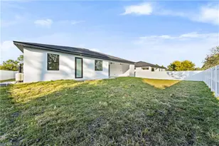 860 Nimitz Blvd, Lehigh Acres, FL 33974 - Photo 27