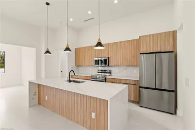 860 Nimitz Blvd, Lehigh Acres, FL 33974 - Photo 7