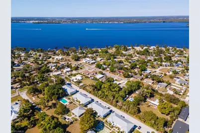 431 Van Buren St #C8, Fort Myers, FL 33916 - Photo 1