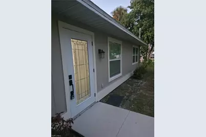 4474 E Riverside Dr, Fort Myers, FL 33905 - Photo 5