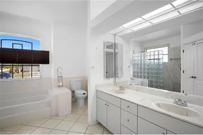 4416 SE 10th Pl, Cape Coral, FL 33904 - Photo 19