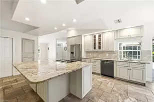 6011 Sea Grass Ln, Naples, FL 34116 - Photo 17