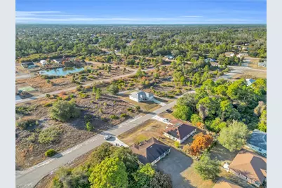 1819 Rush Ave, Lehigh Acres, FL 33972 - Photo 33