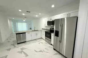 746 SW 8th Terrace, Cape Coral, FL 33991 - Photo 9