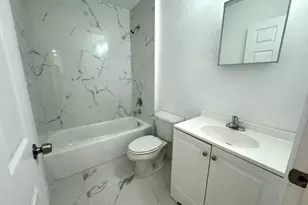 746 SW 8th Terrace, Cape Coral, FL 33991 - Photo 7