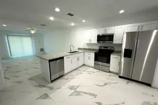746 SW 8th Terrace, Cape Coral, FL 33991 - Photo 3