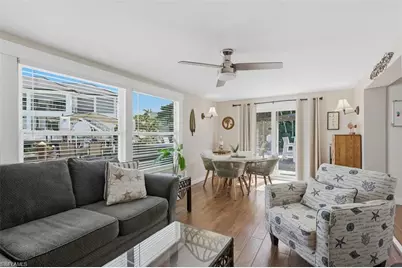 1105 Christopher Ct, Naples, FL 34104 - Photo 11