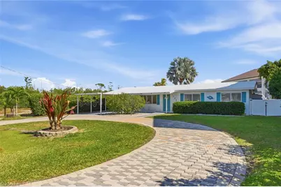 1105 Christopher Ct, Naples, FL 34104 - Photo 29