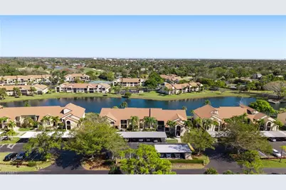 8625 Charter Club Cir #6, Fort Myers, FL 33919 - Photo 5