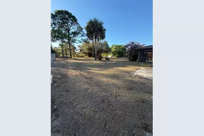 409 McArthur Ave, Lehigh Acres, FL 33936 - Photo 29