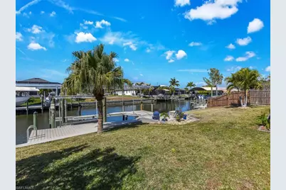 4622 SW 10th Ave, Cape Coral, FL 33914 - Photo 5