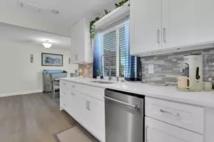 4622 SW 10th Ave, Cape Coral, FL 33914 - Photo 9