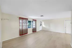 8760 Dartmouth St, Fort Myers, FL 33907 - Photo 9